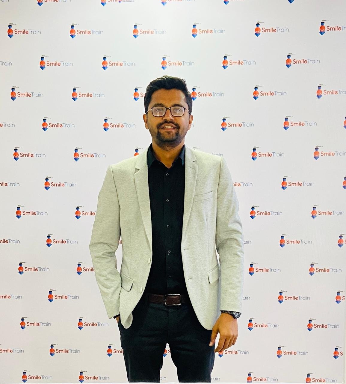 Dr. Vivek Rayththa